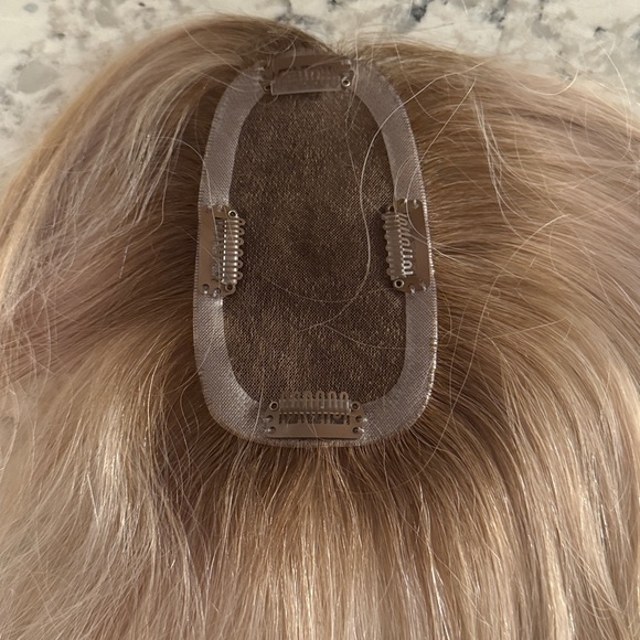 Jon Renau- Womens Hair topper 12 inches - Picture 6 of 6